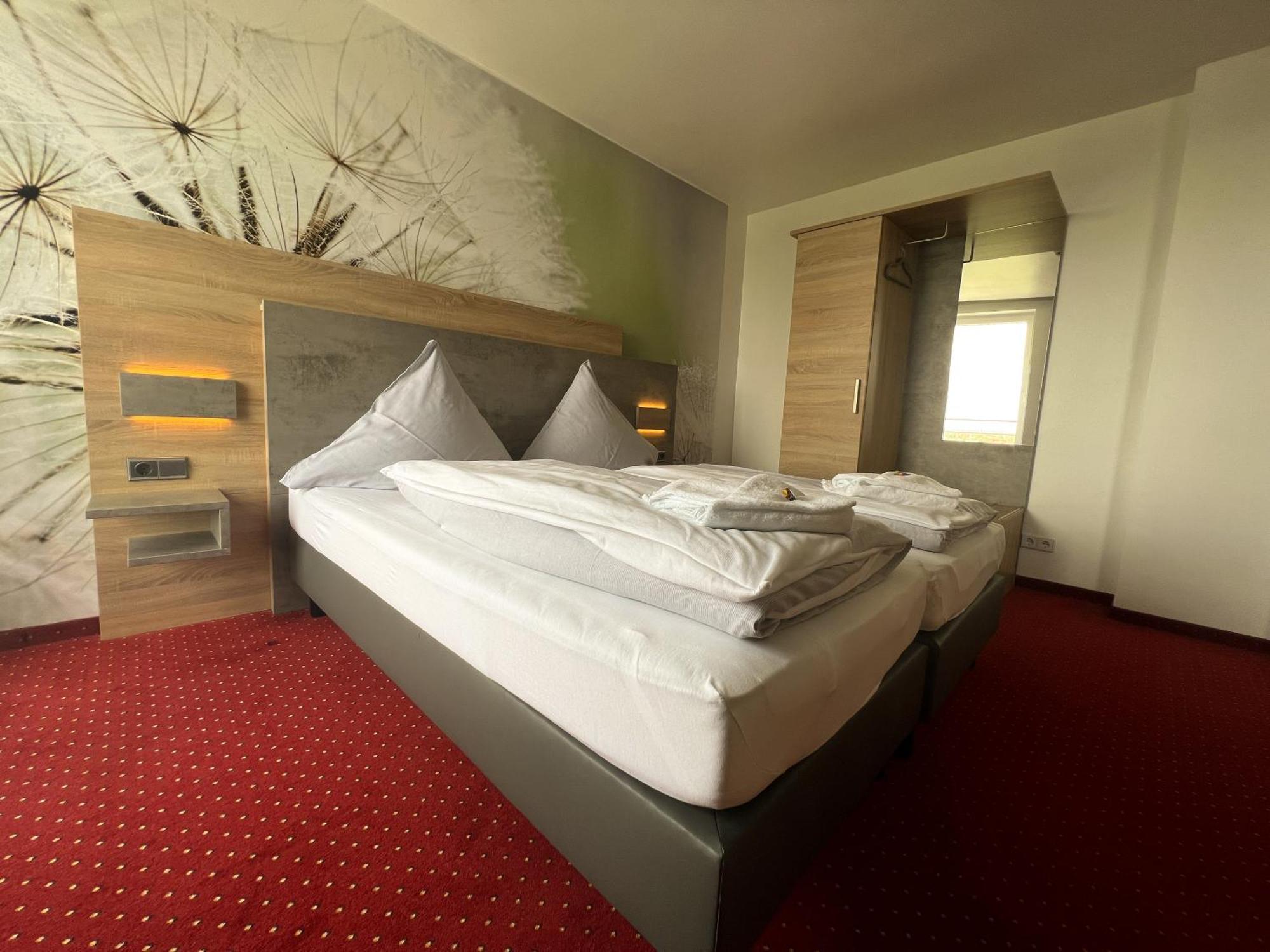 Skyhotel 메르제부르크 외부 사진
